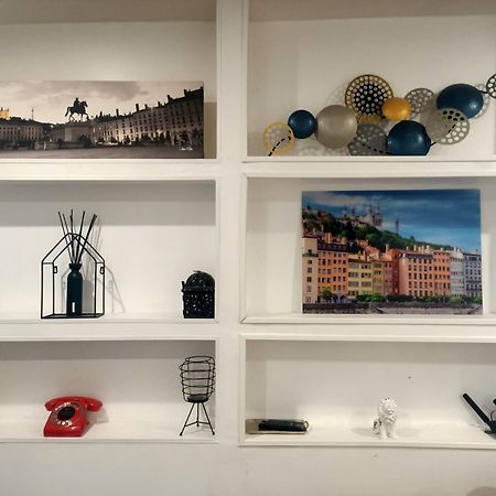 Apartmán Le Petit Cocon - Parking Prive - Lyon Sud Vénissieux Exteriér fotografie