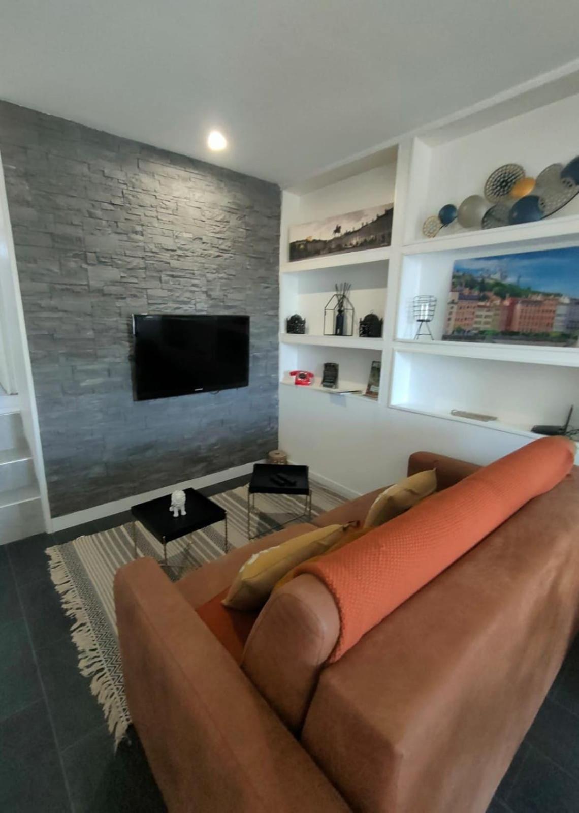 Apartmán Le Petit Cocon - Parking Prive - Lyon Sud Vénissieux Exteriér fotografie